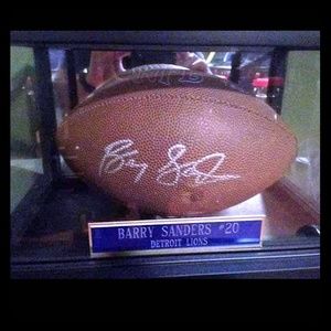 Barry Sanders Autograph Football